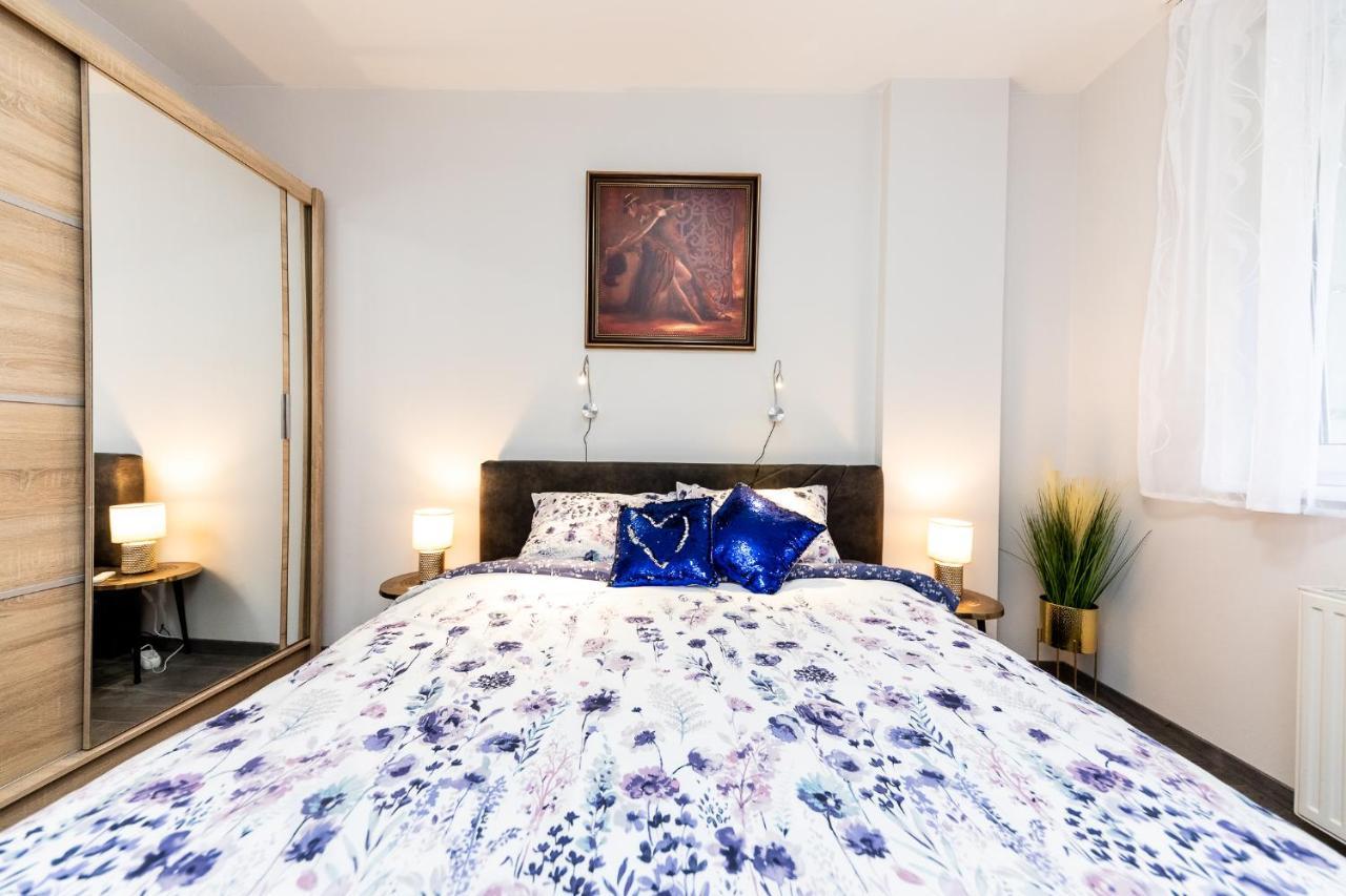 H & A Suite Gozsdu - The 1001 Nights Suite Boedapest Buitenkant foto